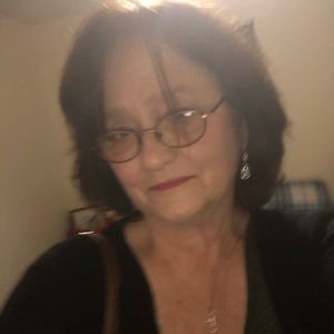 Meet your Posher, Elwanda